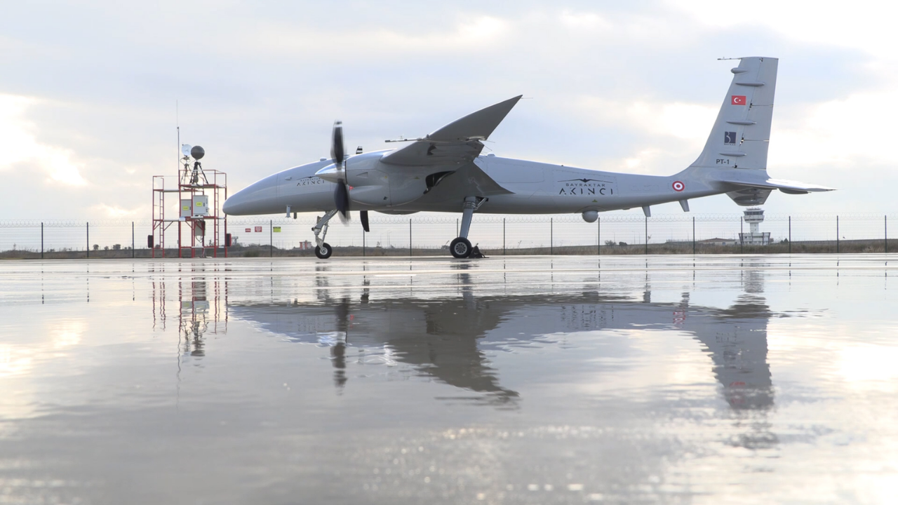 Akıncı TİHA'nın ilk ihracat sözleşmesi imzalandı